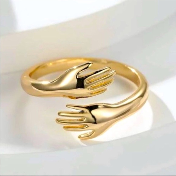 Hug Me Gold Adjustable Ring - Picture 1 of 2
